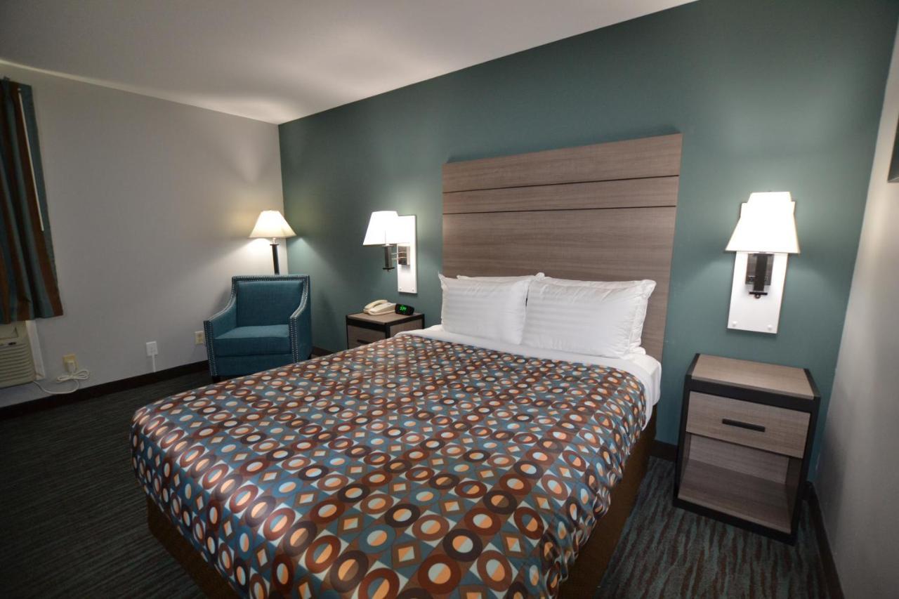Countryside Inn & Suites Omaha East-Council Bluffs Ia Exterior photo